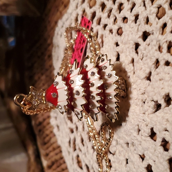 NWTO Betsey Johnson Christmas tree necklace - Picture 1 of 7